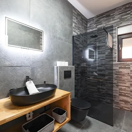 Vilamore - 3 Bedrooms & Pool 别墅 *