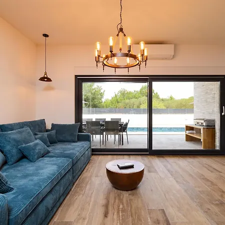 Vilamore - 3 Bedrooms & Pool טוראני