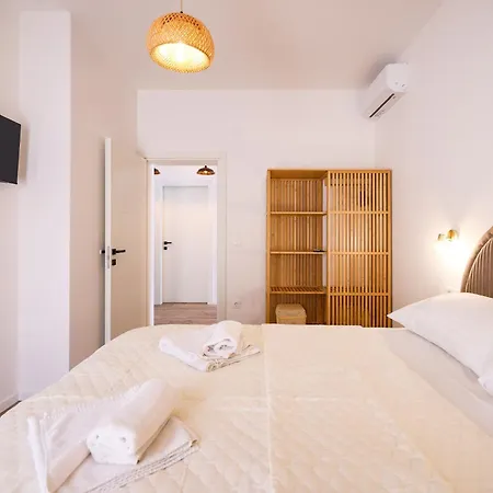 Villa Vilamore - 3 Bedrooms & Pool Turanj